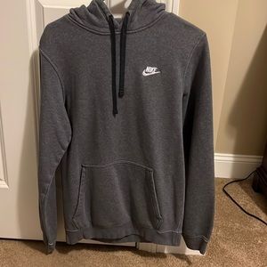 Men’s Nike Pullover Hoodie in Grey
